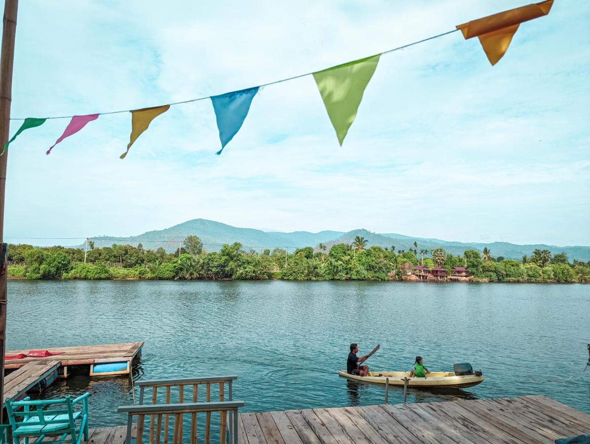 Yellow Sun Kampot Exterior photo