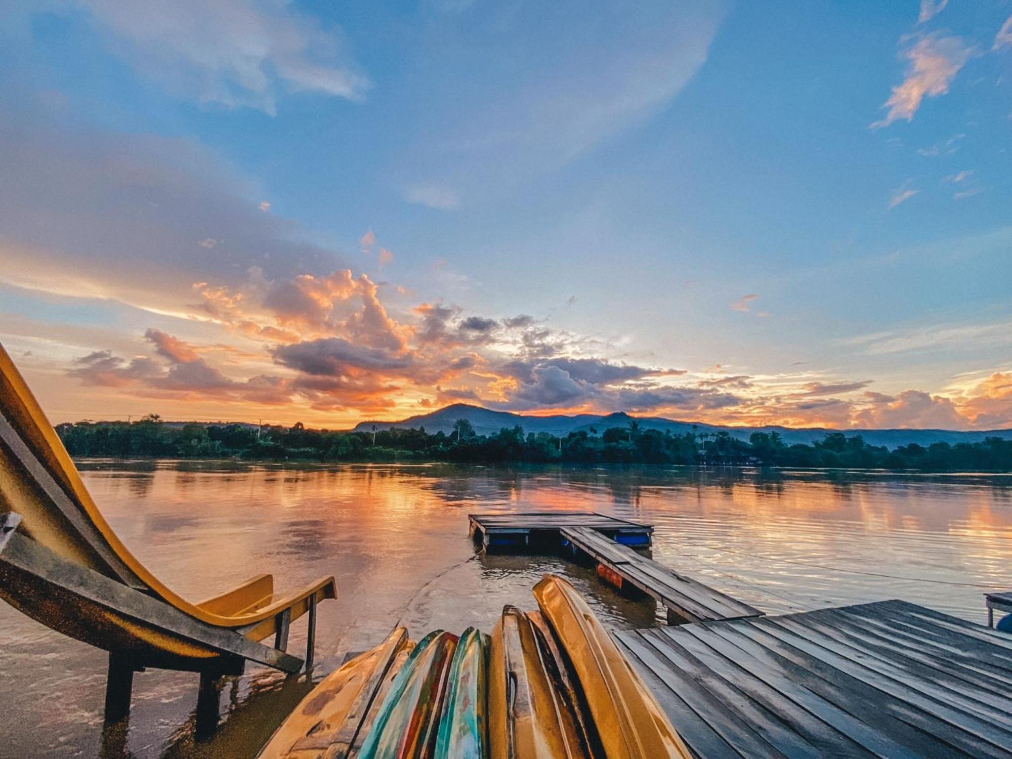 Yellow Sun Kampot Exterior photo